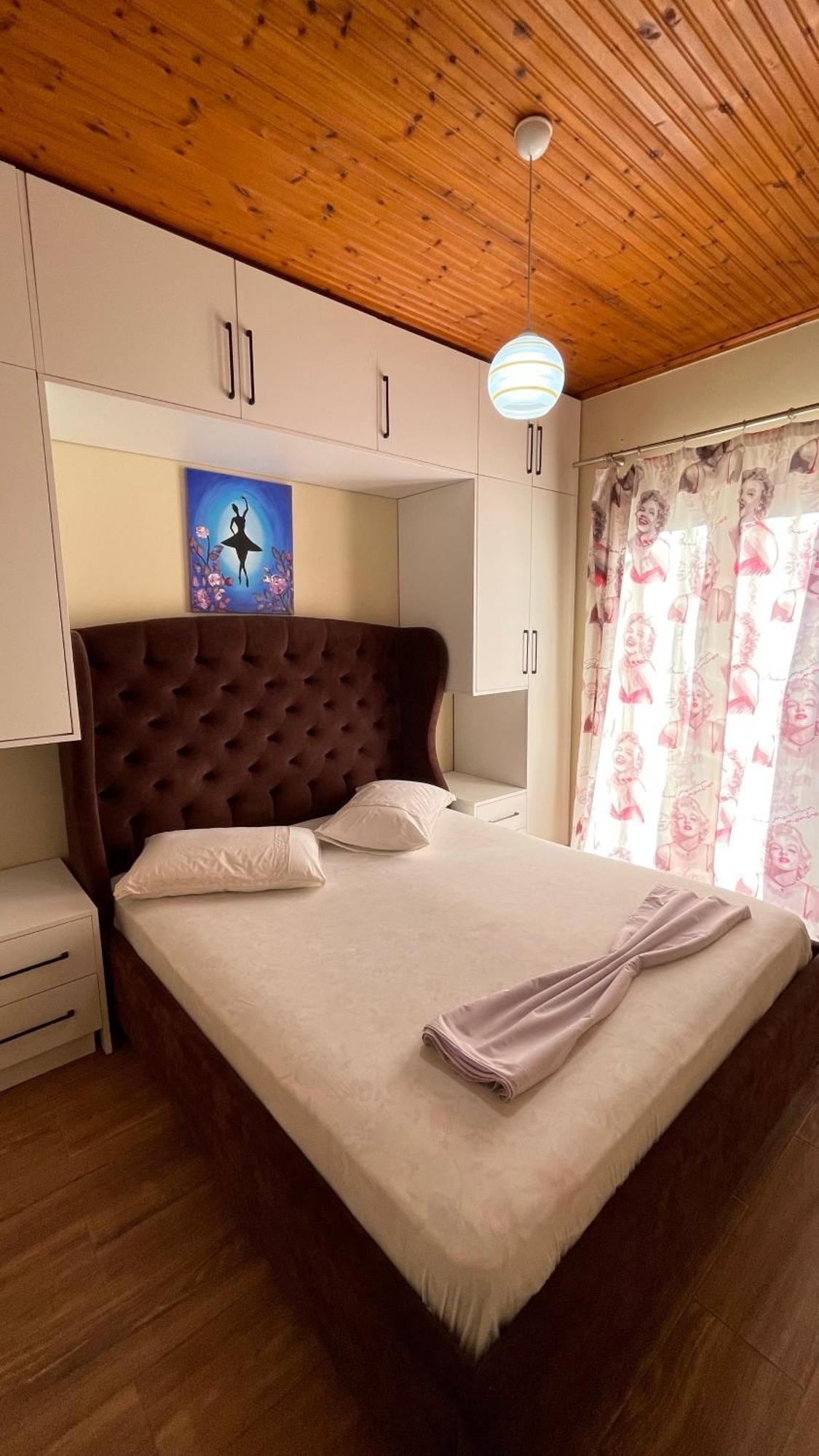 July Seaview Apartments Σαράντα Εξωτερικό φωτογραφία