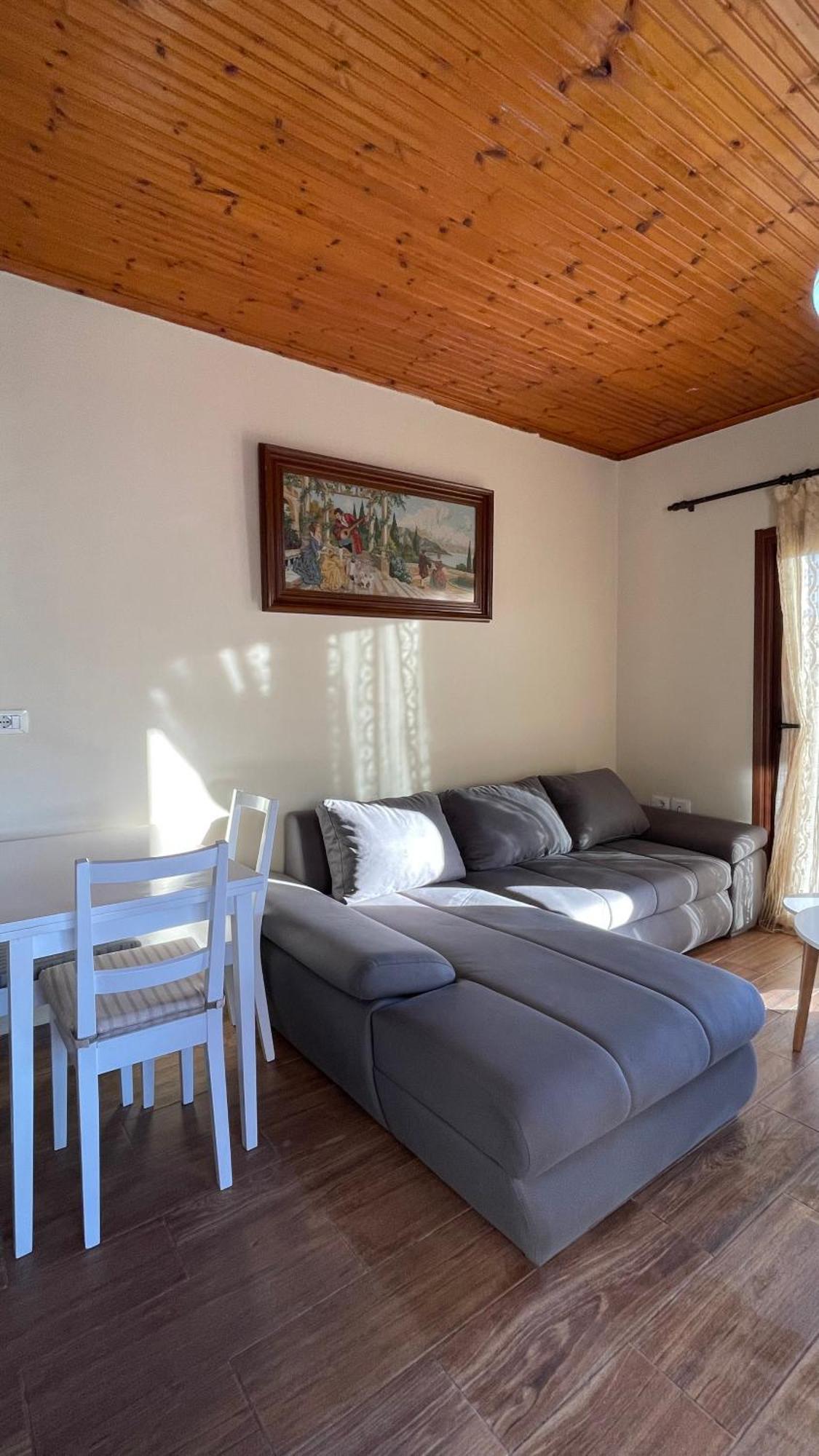 July Seaview Apartments Σαράντα Εξωτερικό φωτογραφία