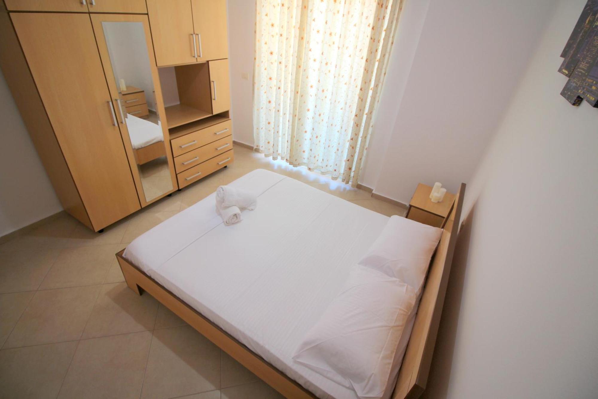 July Seaview Apartments Σαράντα Εξωτερικό φωτογραφία