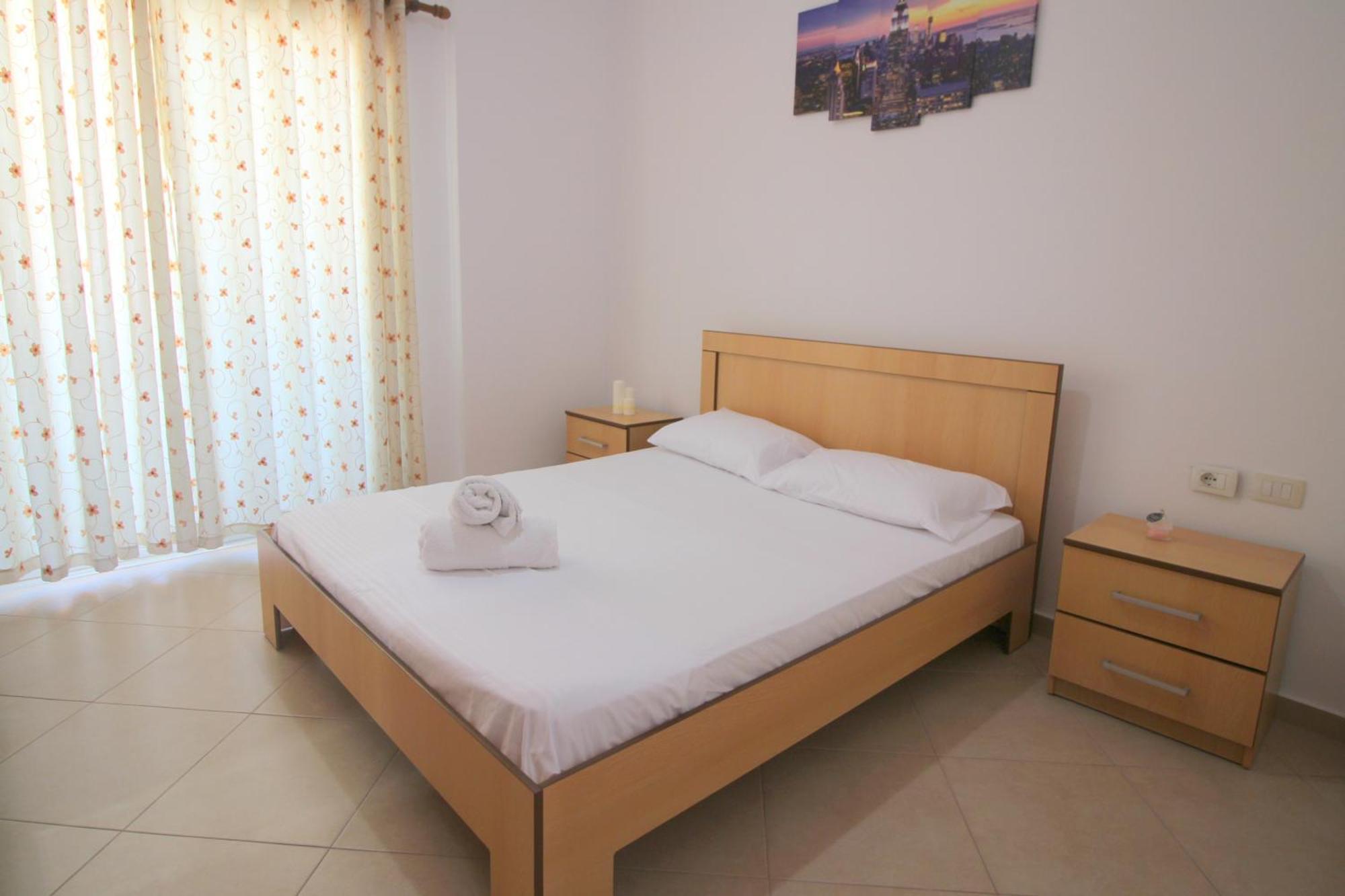 July Seaview Apartments Σαράντα Εξωτερικό φωτογραφία