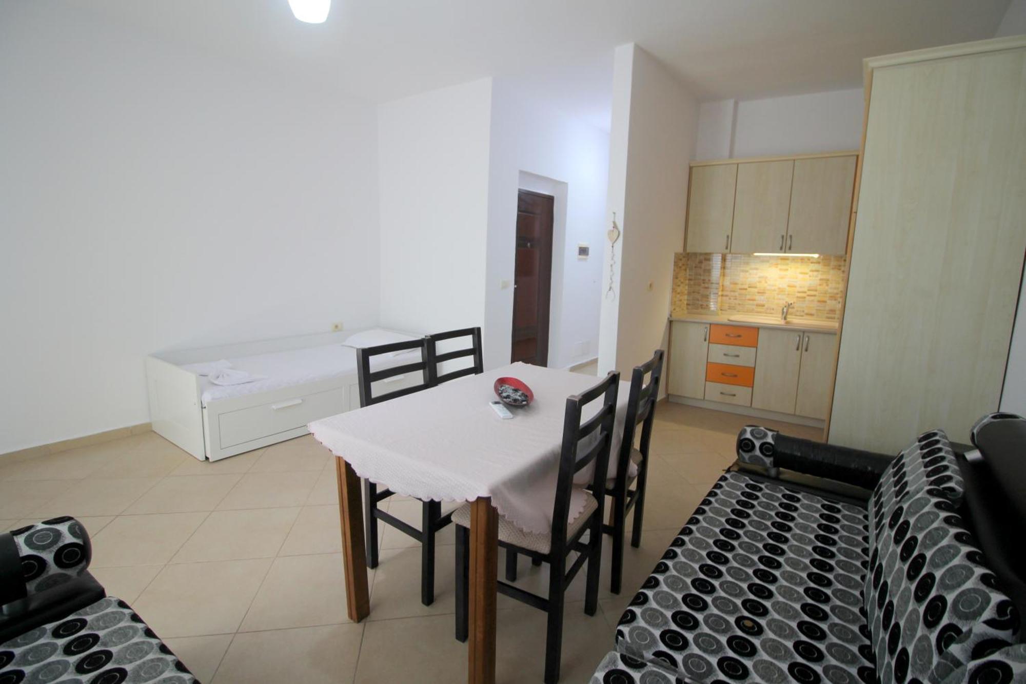 July Seaview Apartments Σαράντα Εξωτερικό φωτογραφία