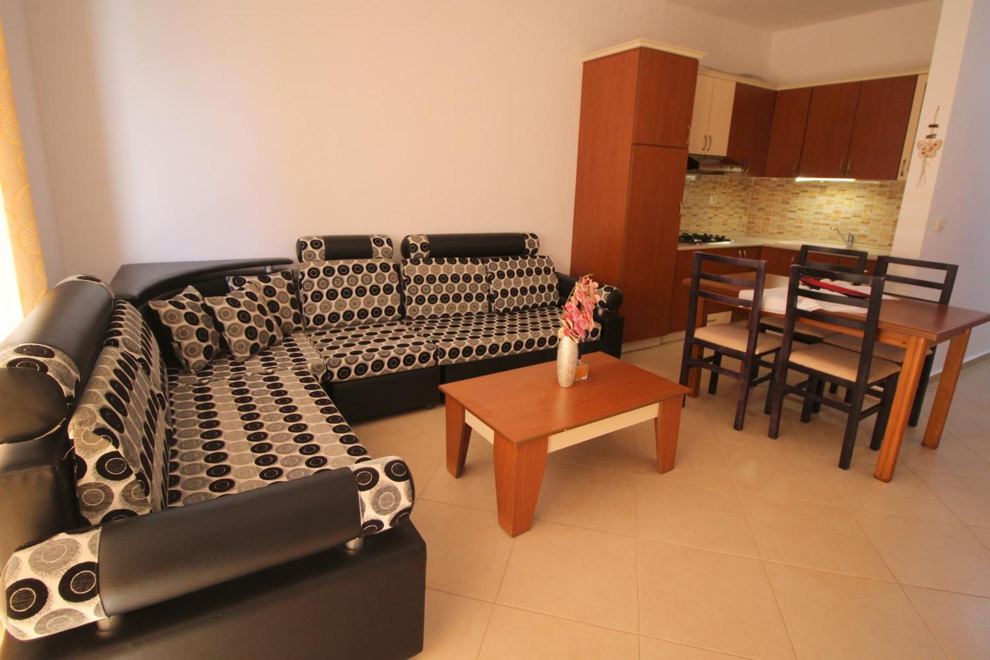 July Seaview Apartments Σαράντα Εξωτερικό φωτογραφία